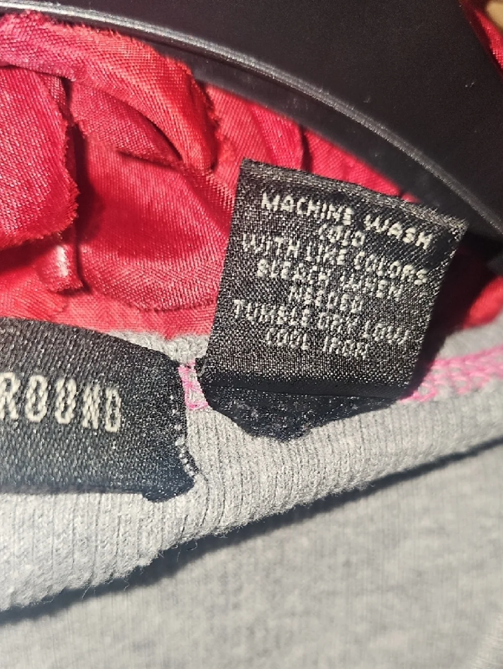 BCC Underground Girls Grey Ribbed Tank with Pink Trim Size Large
